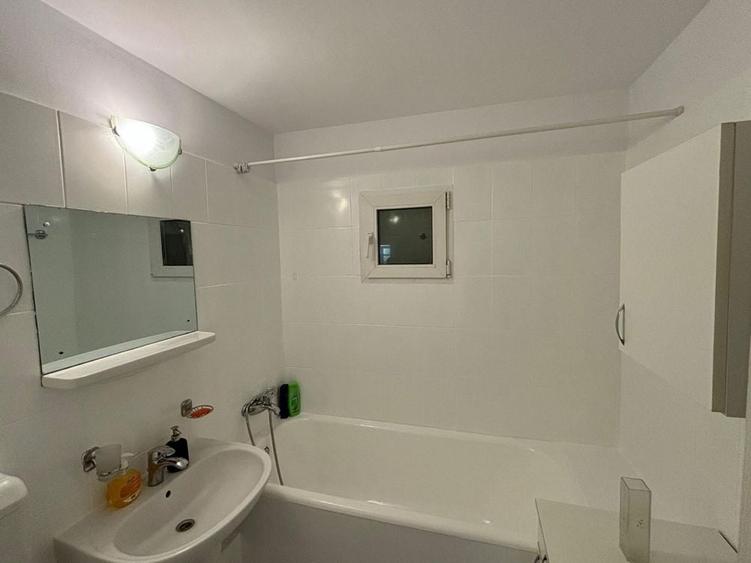 Apartament cu 2 camere decomandat în Tineretului