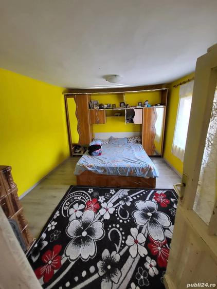 Casă cu 3 camere cu Teren 185 Mp în Central