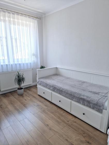 Chirie Apartament 3 camere Oradea Prima Bolcas - 4