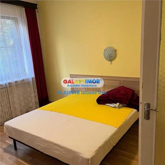 Apartament cu 4 camere decomandat, mobilat în Rosetti