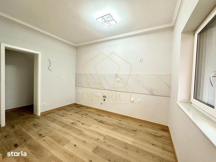 Casă cu 4 camere cu Teren 250 Mp în Săcălaz