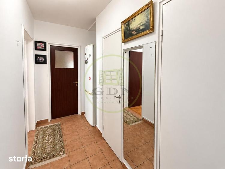 Apartament cu 2 camere semidecomandat, mobilat în Andronache