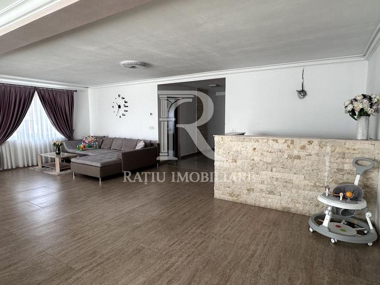 Casă individuală cu 4 camere cu Canalizare în Drăgești