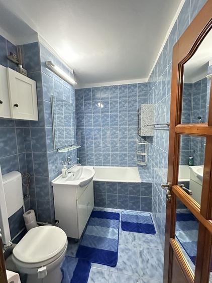 Apartament cu 4 camere decomandat, mobilat în Mărăști