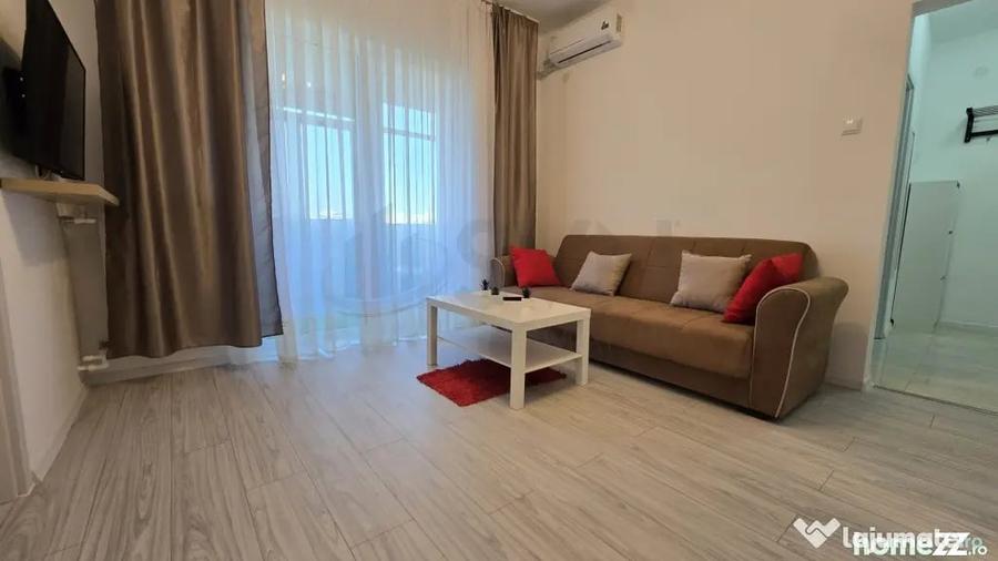 Apartament cu 2 camere semidecomandat în Gara de Nord