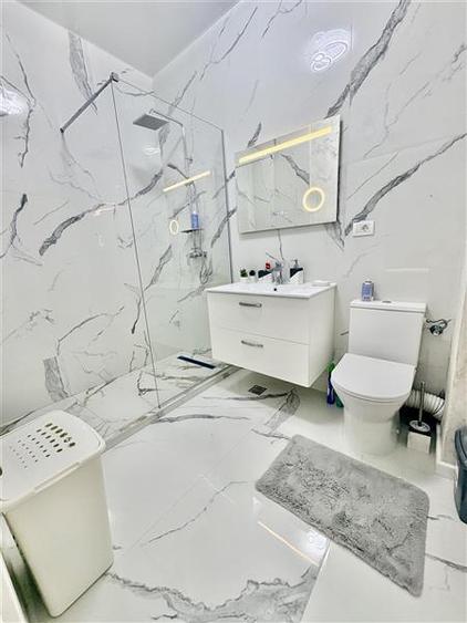 Apartament cu 2 camere decomandat, mobilat în Tomis Nord