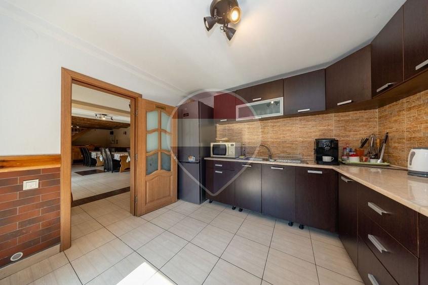 Spațiu comercial, de 225 mp, în Central