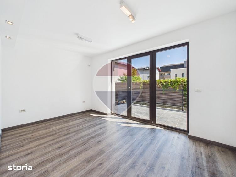 Apartament cu 3 camere decomandat în Sălăjan