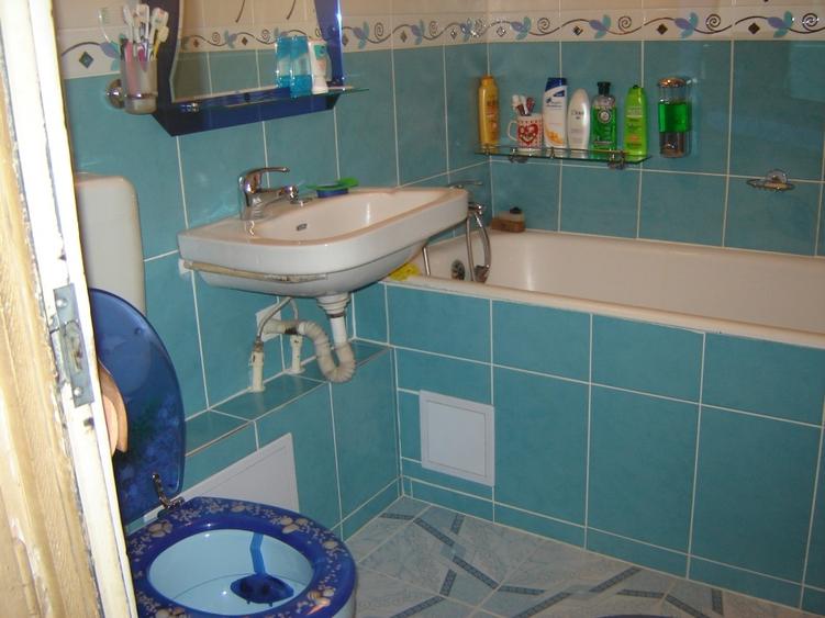 Apartament cu 3 camere decomandat, mobilat în Lujerului