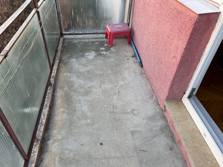 garsoniera in bloc de apartamente strand str bihorului et 1 - 4