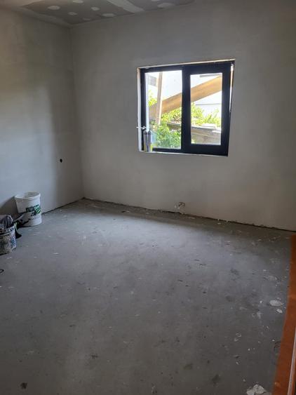 Casă individuală cu 5 camere cu Teren 200 Mp în Lumina