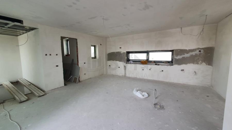 Apartament cu 3 camere decomandat în 13 Septembrie