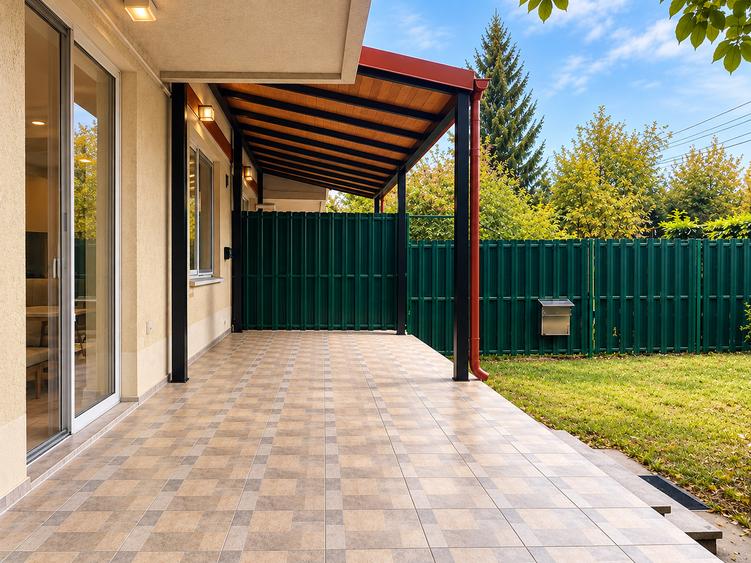 Duplex cu 5 camere cu Canalizare în Central