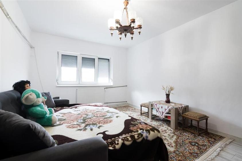 RECO Apartament cu 3 camere tip PB 64 mp utili- zona Salca  Nufarul - 1