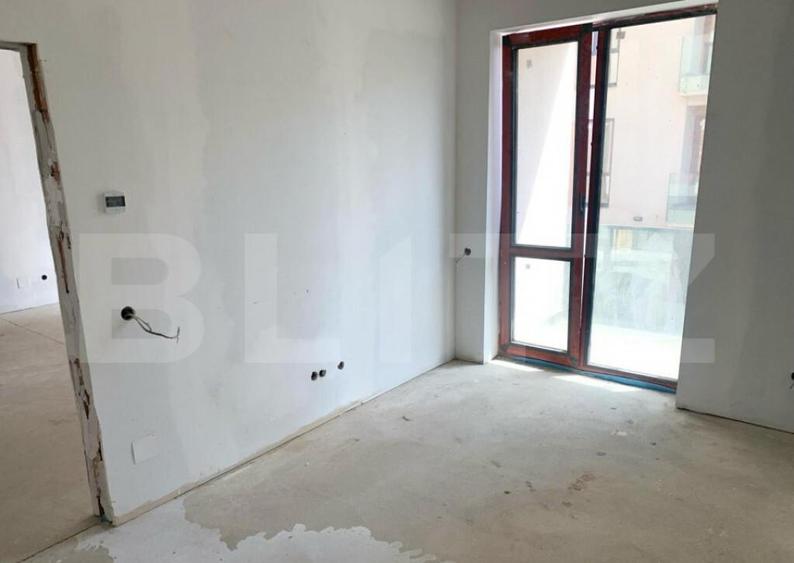 Apartament de vanzare, cu 2 camere, 57 mp, zona ultracentr - 6