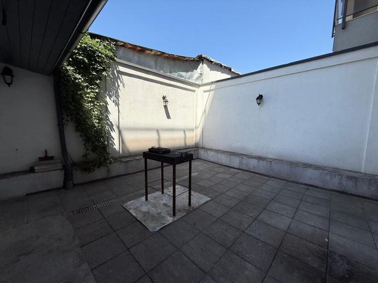 4 Camere Terasa si Curte Mobilat Utilat Loc Parcare Subteran - 23