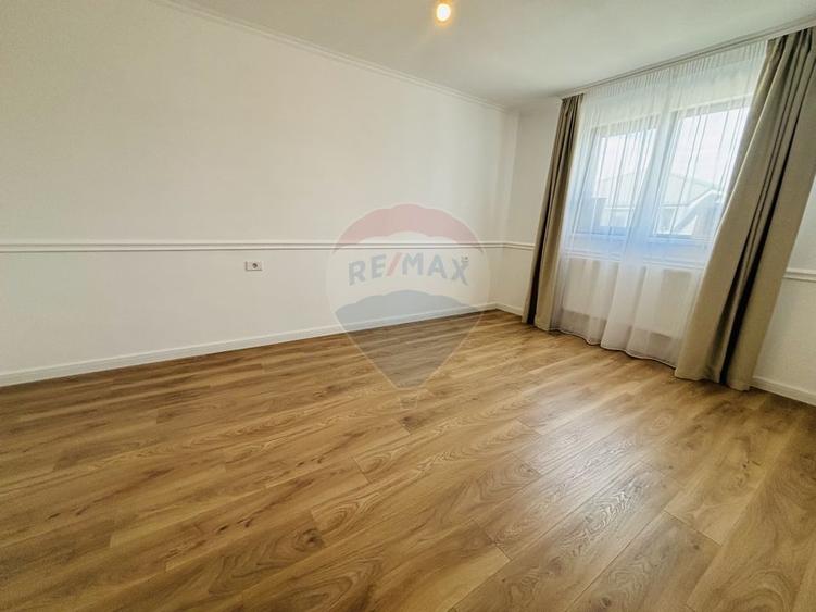 Vilă individuala de vânzare SNAGOV 0% Comision - 12