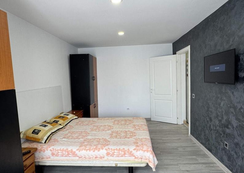 1 cam, etaj 1, 27 mp, renovata, C.T. proprie, mobilata,utilata, Cuza V - 14