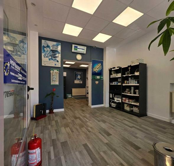 Spatiu Comercial Premium | Parter cu Vitrina Stradala | Piata Muncii - 8