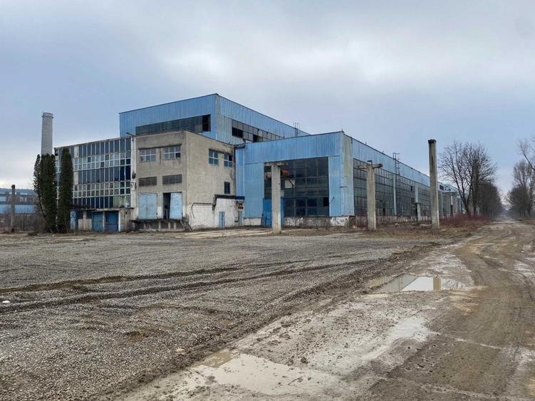 Hala industrială și clădire administrativă de vânzare  InCity,  COMISION 0% - 5