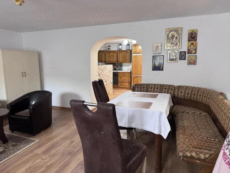 Casa de inchiriat in Alma?u Sec - 8