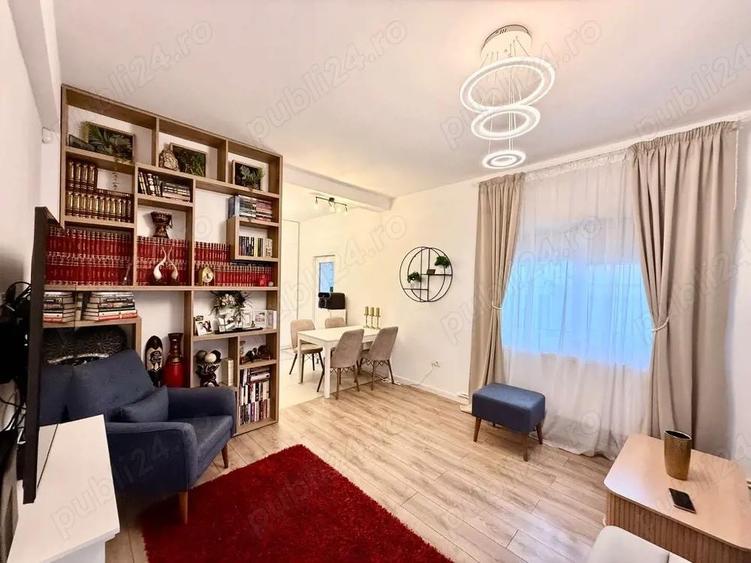 Vila 205 mp, 5 camere cu 5 bai proprii , curte . Eforie Nord - 8
