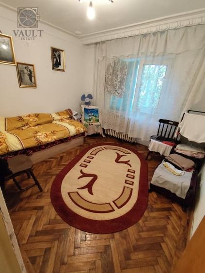 APARTAMENT 2 CAMERE-RAHOVA-MISCA PETRE-SEMIDECOMANDAT-ETAJ 1/8 - 1