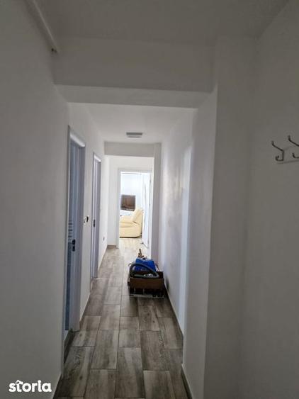 Inchiriez apartament - 2