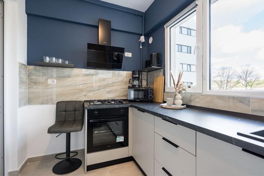 Apartament cu 2 camere decomandat în Central