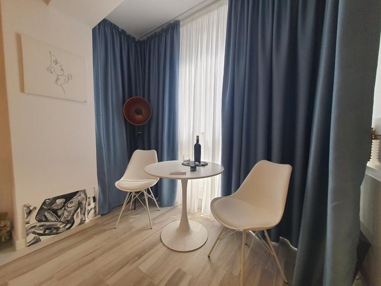 STUDIO MAMAIA-ZONA HOTEL OPERA-PARTEA CU MAREA-MOBILAT - 2