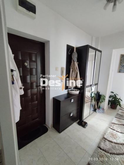 Apartament de vanzare 2 camere, decomandat, zona ultra centrala, semi / mobilat - 9