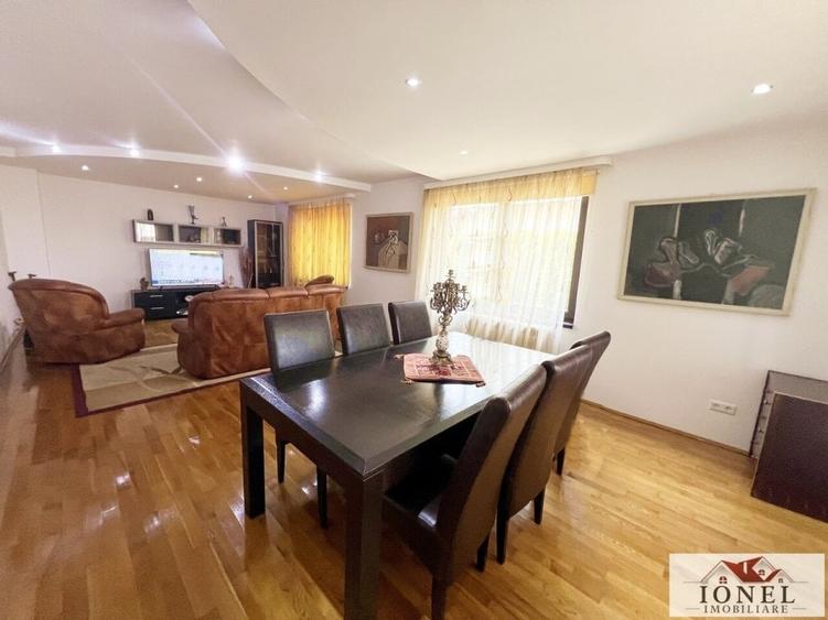 Vila de vanzare in Sebes - 4