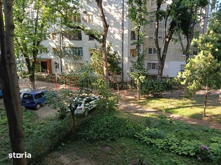 Apartament cu 3 camere semidecomandat în Șagului