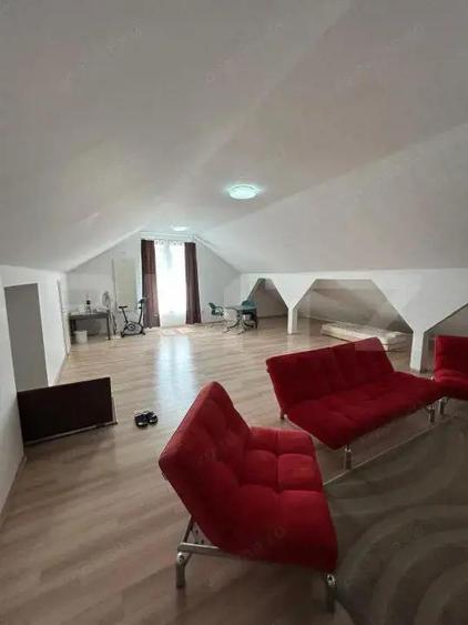 Proprietate cu poten?ial investi?ional ridicat 3 case in aceasi curte Lipovei! - 1