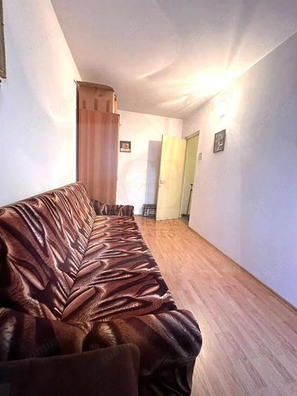 Apartament cu 3 cam ideal pentru locuit sau investi?ie Cartier Noua - 15