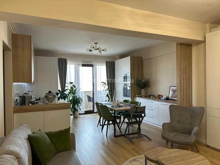 Apartament 2 camere 55 mp + terasa 15 mp Ansamblul Luminia
