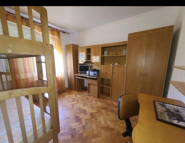 Apartament cu 2 camere decomandat în Pandurilor