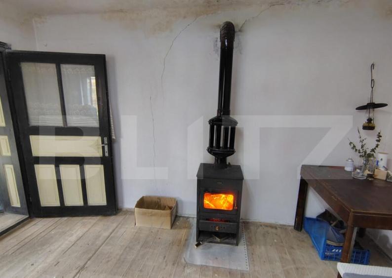 Casa ?araneasca cu 180 mp utili ?i teren de 1360 mp, A - 10