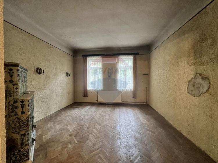 Casă interbelică de închiriat – Str. Barbu Văcărescu nr. 33 - 25