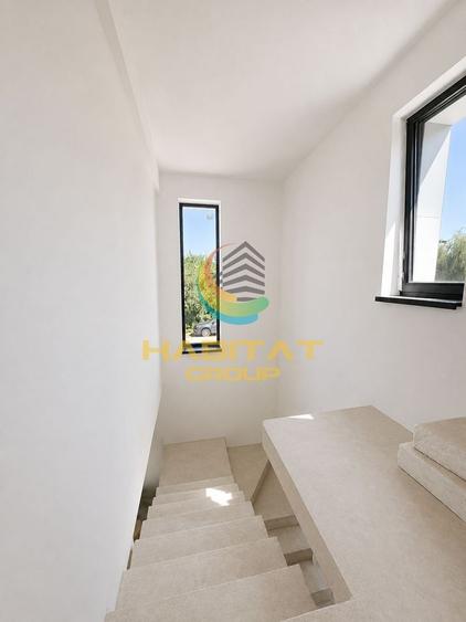 Duplex cu 3 camere cu Canalizare în Central