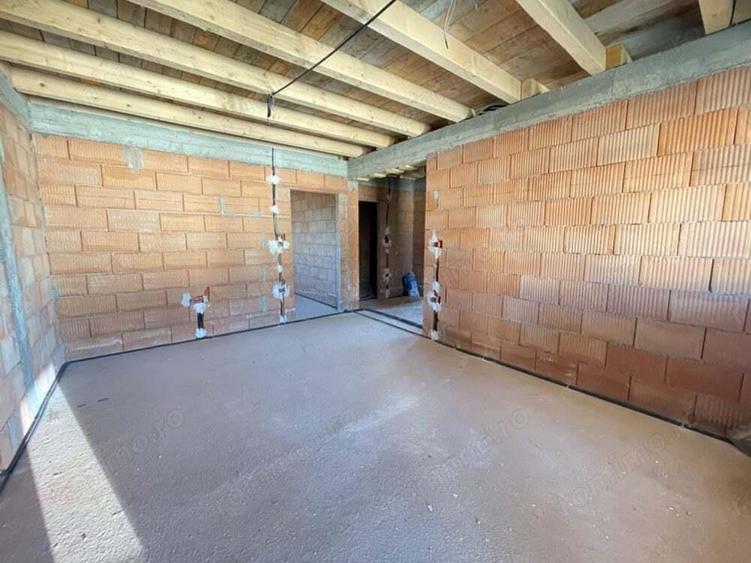 Duplex pe Orizontala in Giroc Sat, 72 mp utili + teren 175 mp - 1