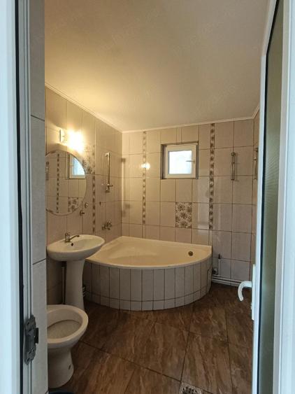 casa de inchiriat - 7