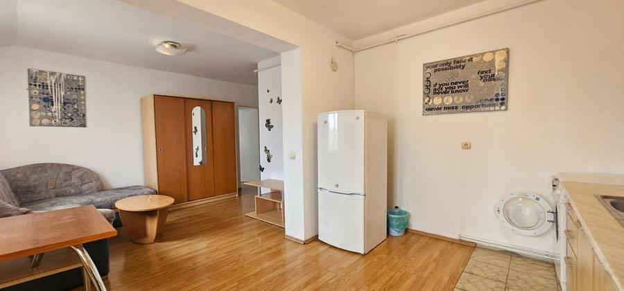 Vand apartament de 2 camere situat la mansarda pe un singur nivel,Scoala de Inot - 3