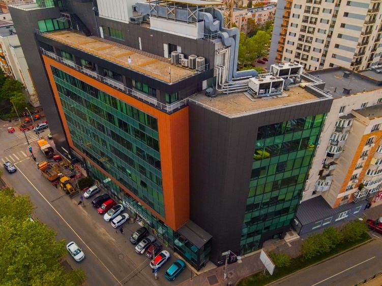 Spatiu de birouri Etaj 1 cu receptie exclusiva cladirea Delea Noua. - 16