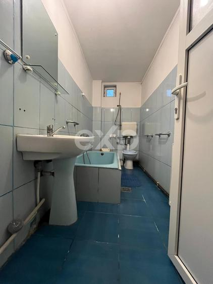 Casă individuală cu 3 camere cu Canalizare în Găești