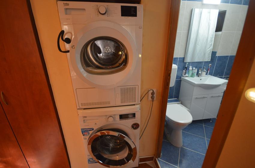 Apartament 3 camere - Aparatorii Patriei - 6 minute metrou - centrala proprie - 20