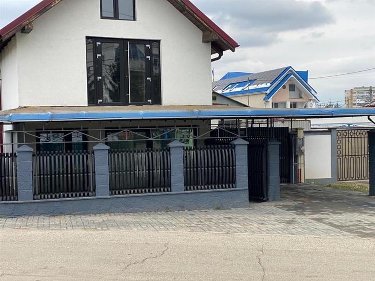 SPATIU COMERCIAL DE VANZARE PTR BUSSINES CU VENITURI IMEDIATE   IN EXCLUSIVITATE - 1