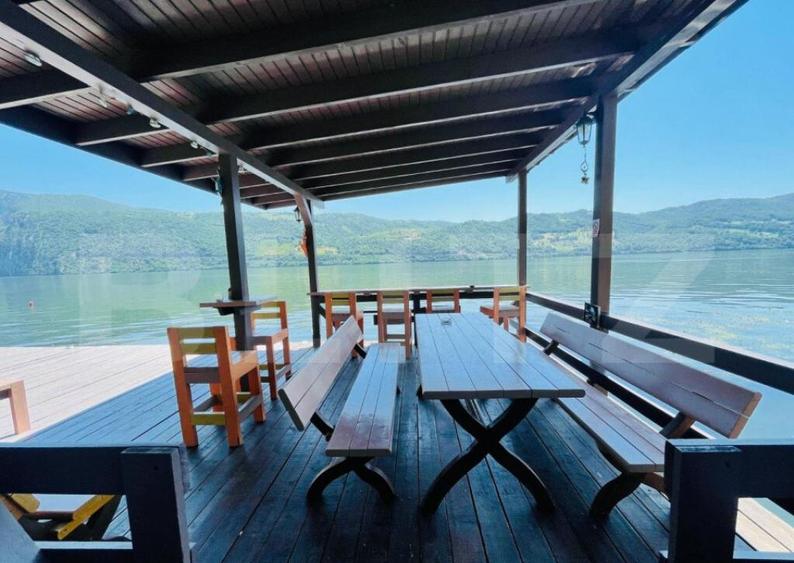 Pensiune 360 mp utili, teren 600 mp, Dubova - 4