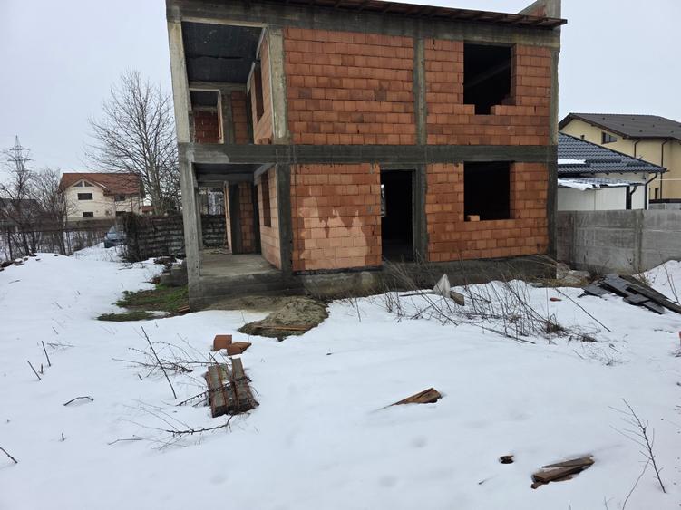 Comuna Pantelimon pe strada Campului intersectie cu Al. Selimbar - 10