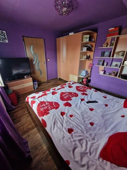 Sanmihaiu Roman- Vila Individuala - 5 camere - 800mp teren - 9